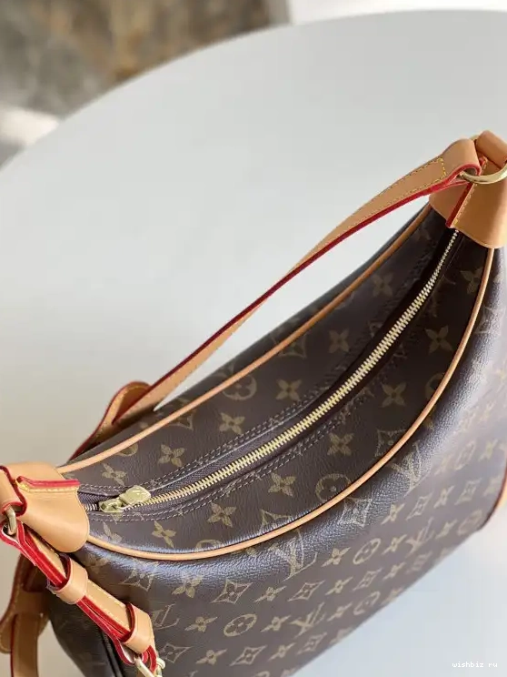 WIS BOULOGNE VUITTON LOUIS 0424
